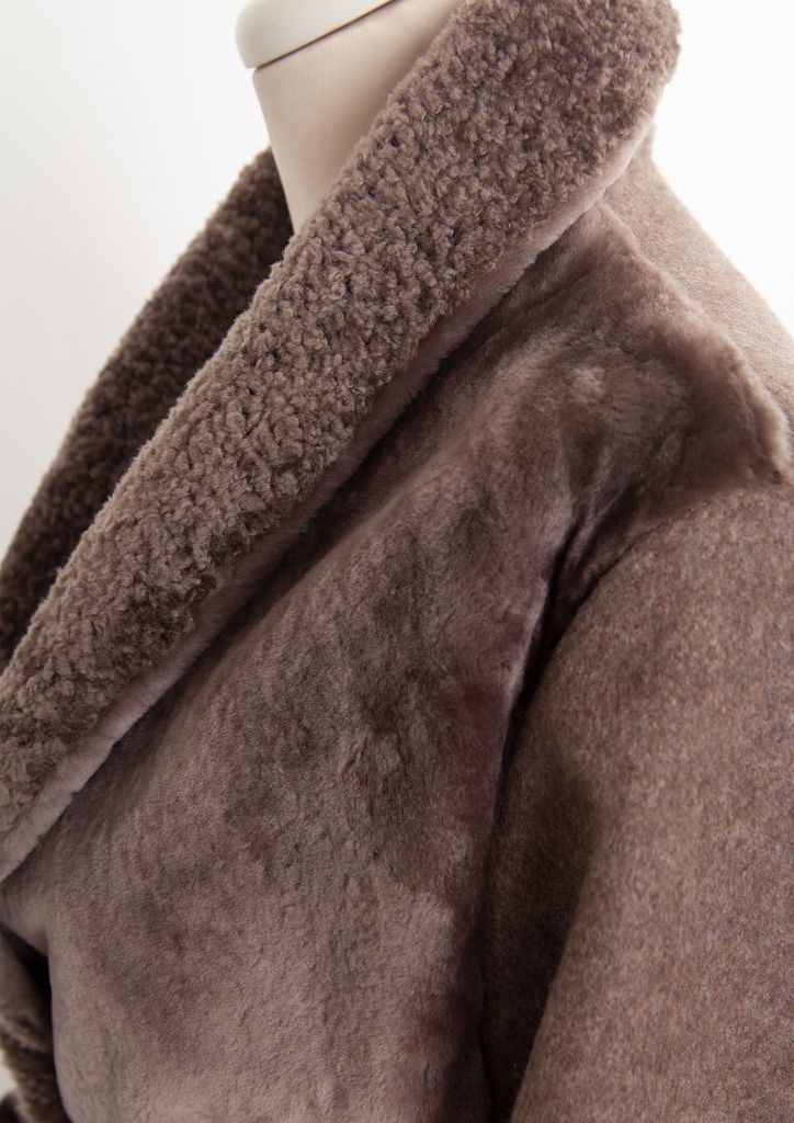 Thumbnail: LC2135 NATRUAL COMBY WOOL COAT