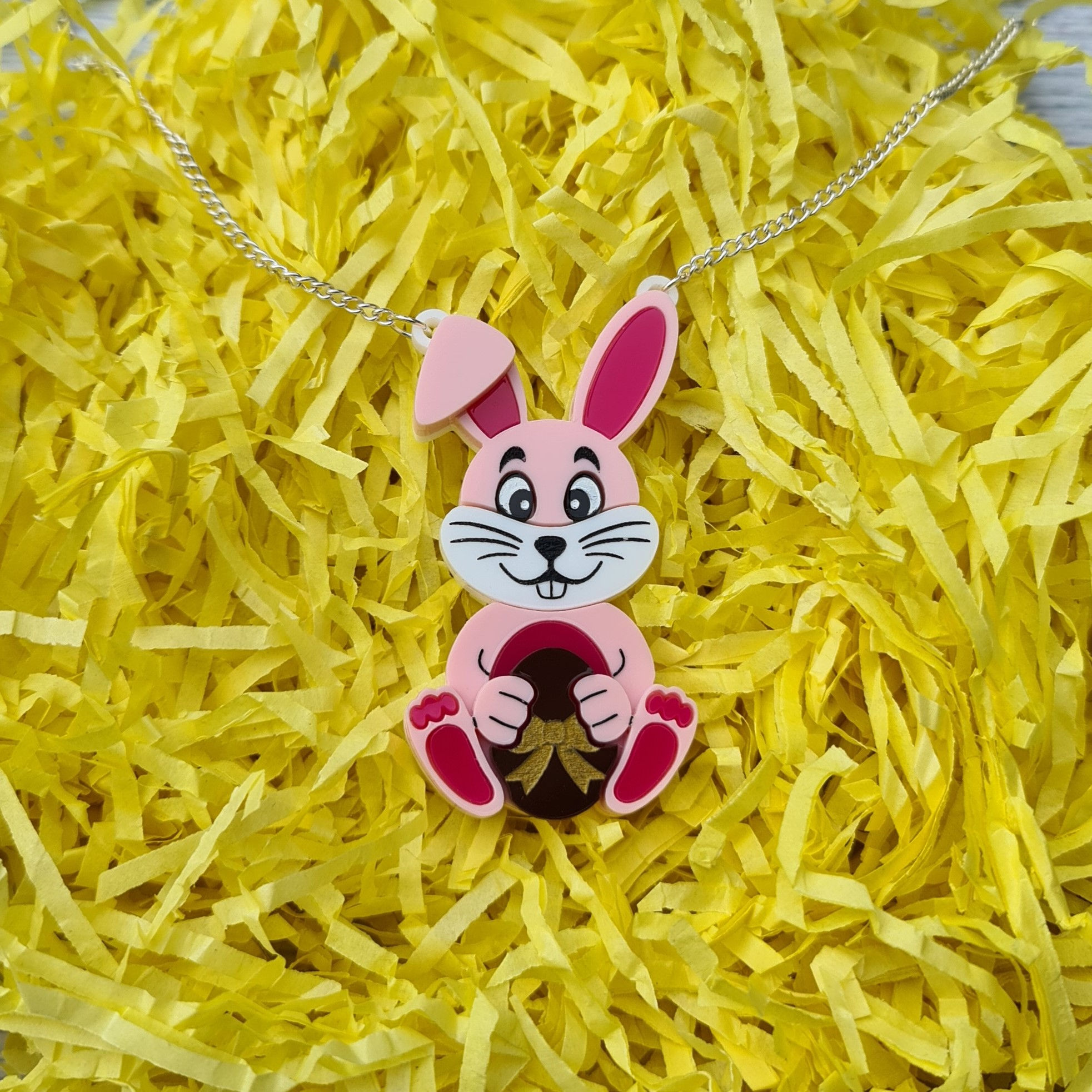 Collar Conejito Rosa con Huevo Choc