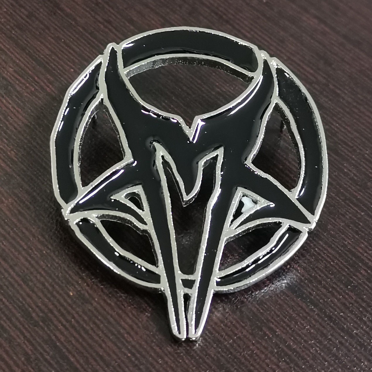 MUDVAIN - Logo Symbol METAL PIN