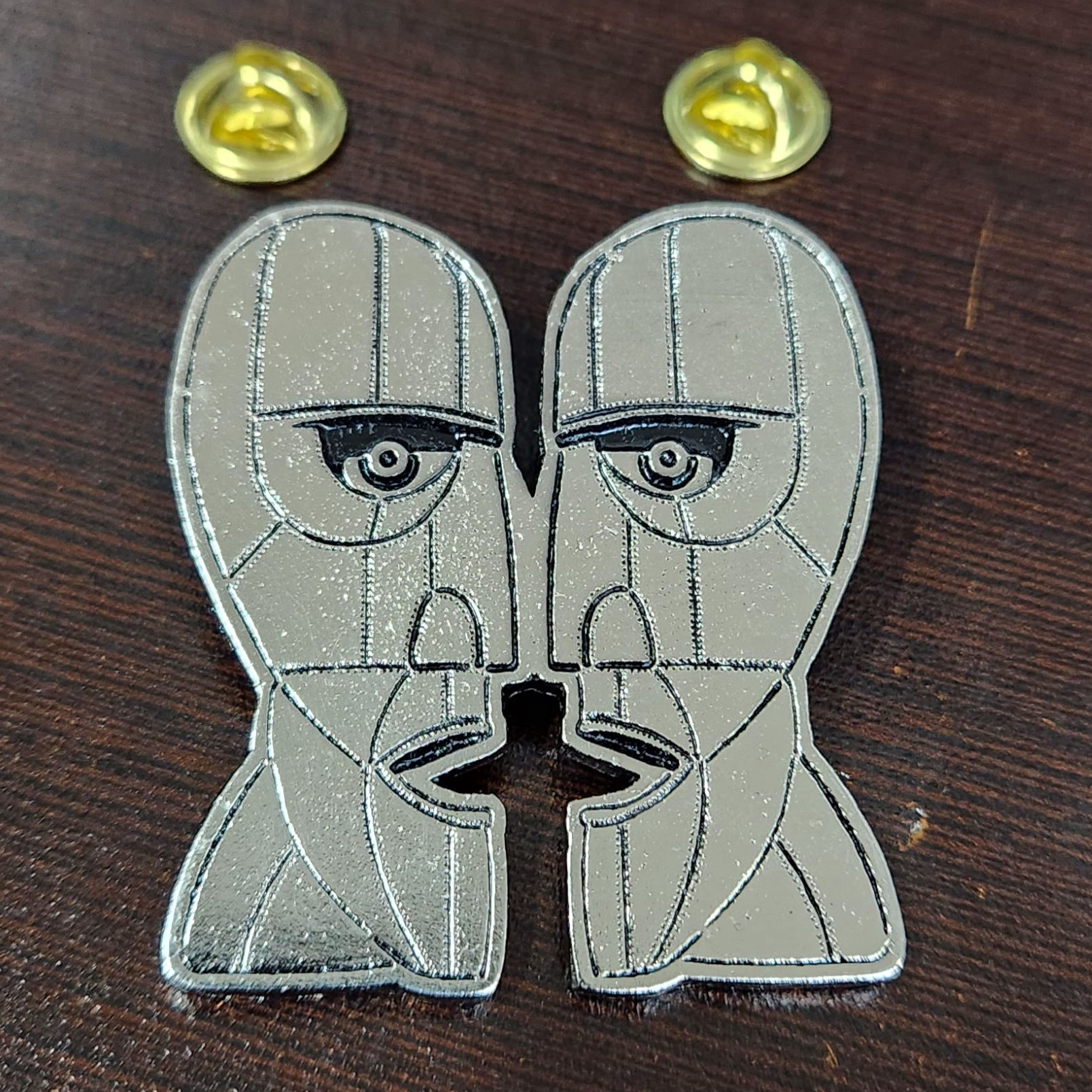 PINK FLOYD - Division Bells METAL PIN