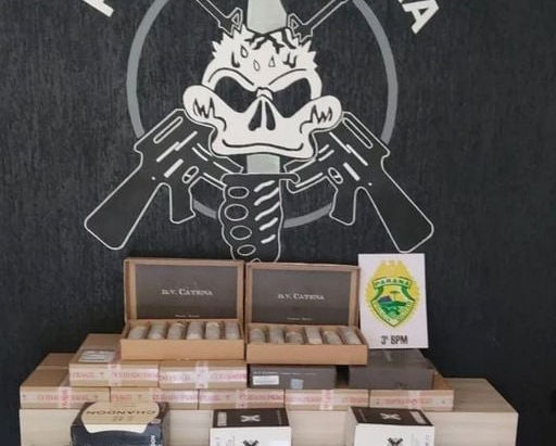 POLÍCIA MILITAR APREENDE 28 CAIXAS DE VINHO CONTRABANDEADOS DA ARGENTINA, DURANTE OPERAÇÃO FECHA QUA