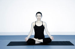 Natsumi Yoga Sit