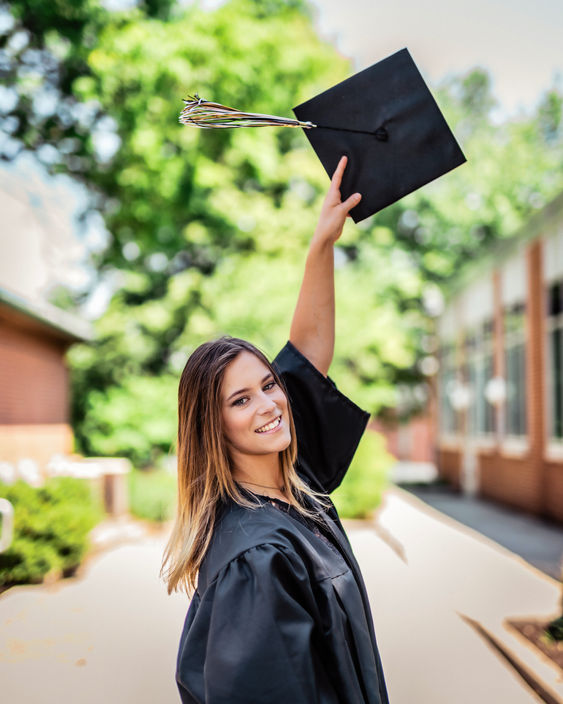Graduation Photography in Roanoke, VA. Best and affordable.