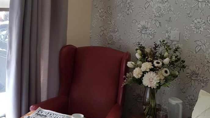 Room 1 (3)_edited.jpg