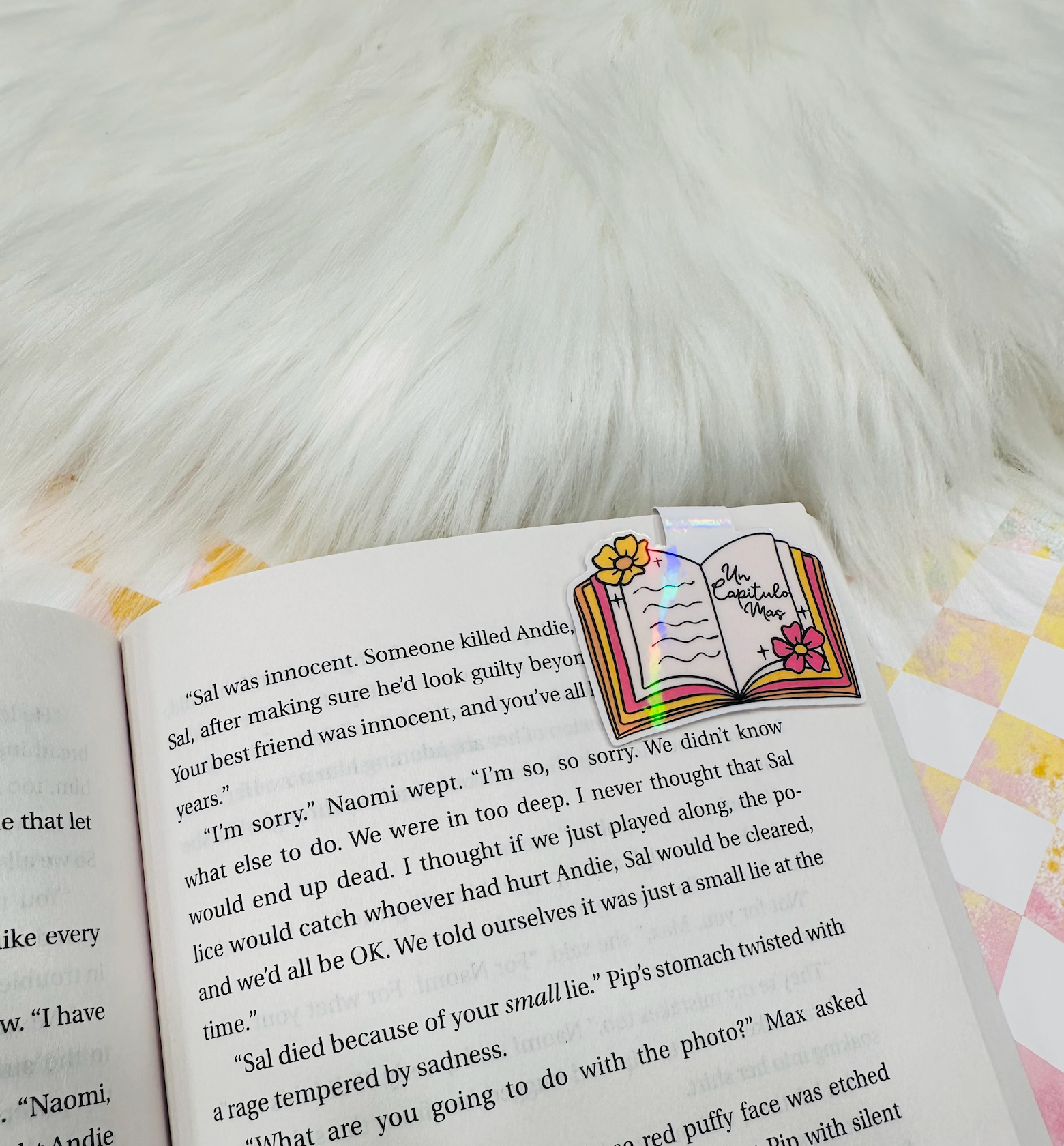 "Un Capitulo Mas" Magnetic Bookmark