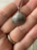 Thumbnail: Cockle shell pendant