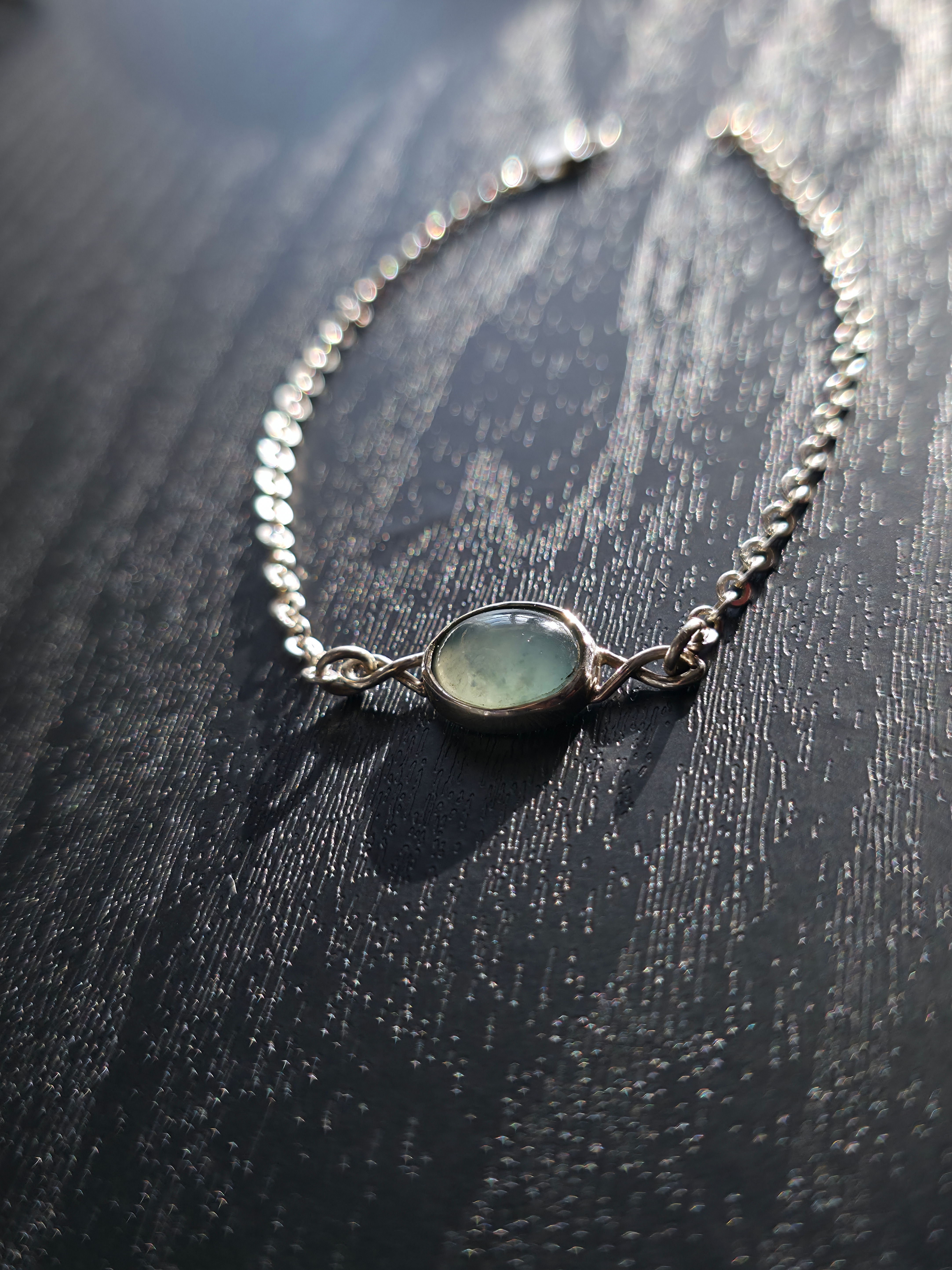 Pulsera elfica de jade hielo