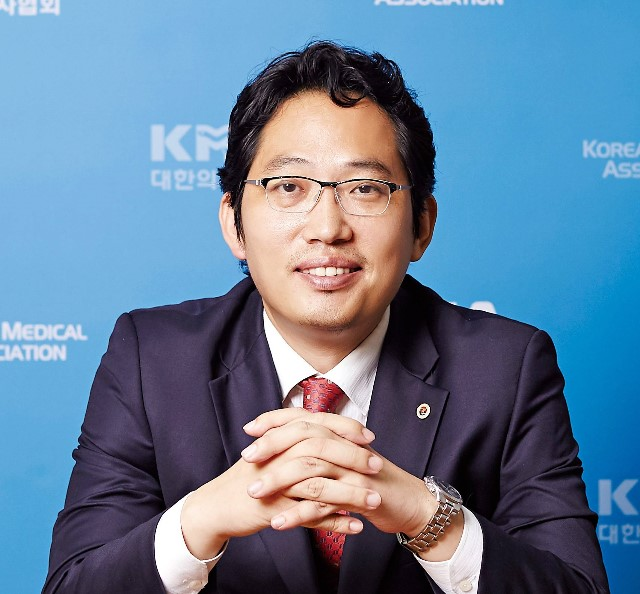 의협 '최대집 집행부 탄핵' 임총 열린다