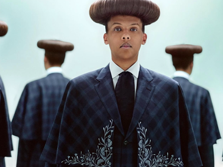 The Algorithmic Artist: AI Music and the Sound of the Future