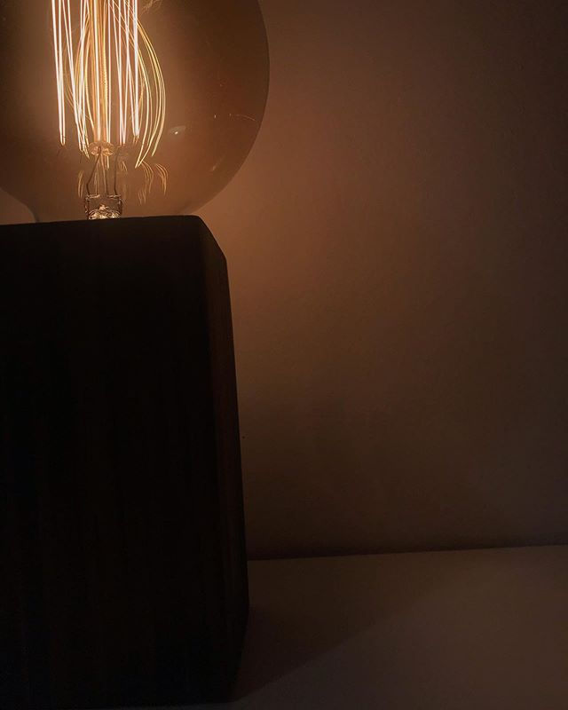 Miniatura: velador AO
