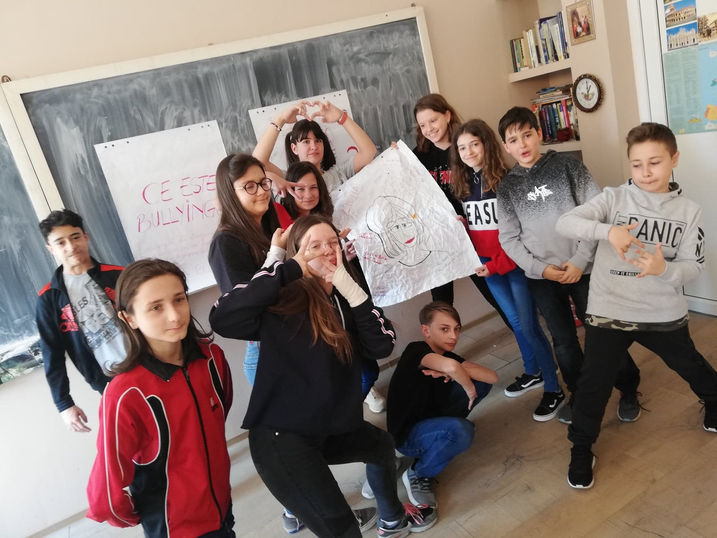 Poți fi erou! – Să oprim bullyingul și cyberbullyingul în școala ta! Colegiul Național ”Traian Lales