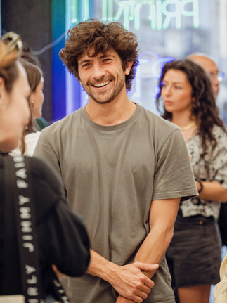 Vernissage de Matthieu Delfini vu par Ines More Hekuta