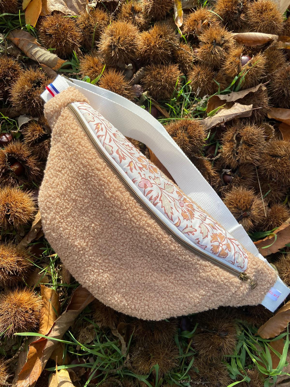 Sac banane femme hiver beige et fleurs