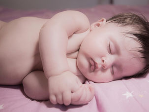 Bien dormir malgré la chaleur : plantes, gestes et rituels pour des nuits apaisées