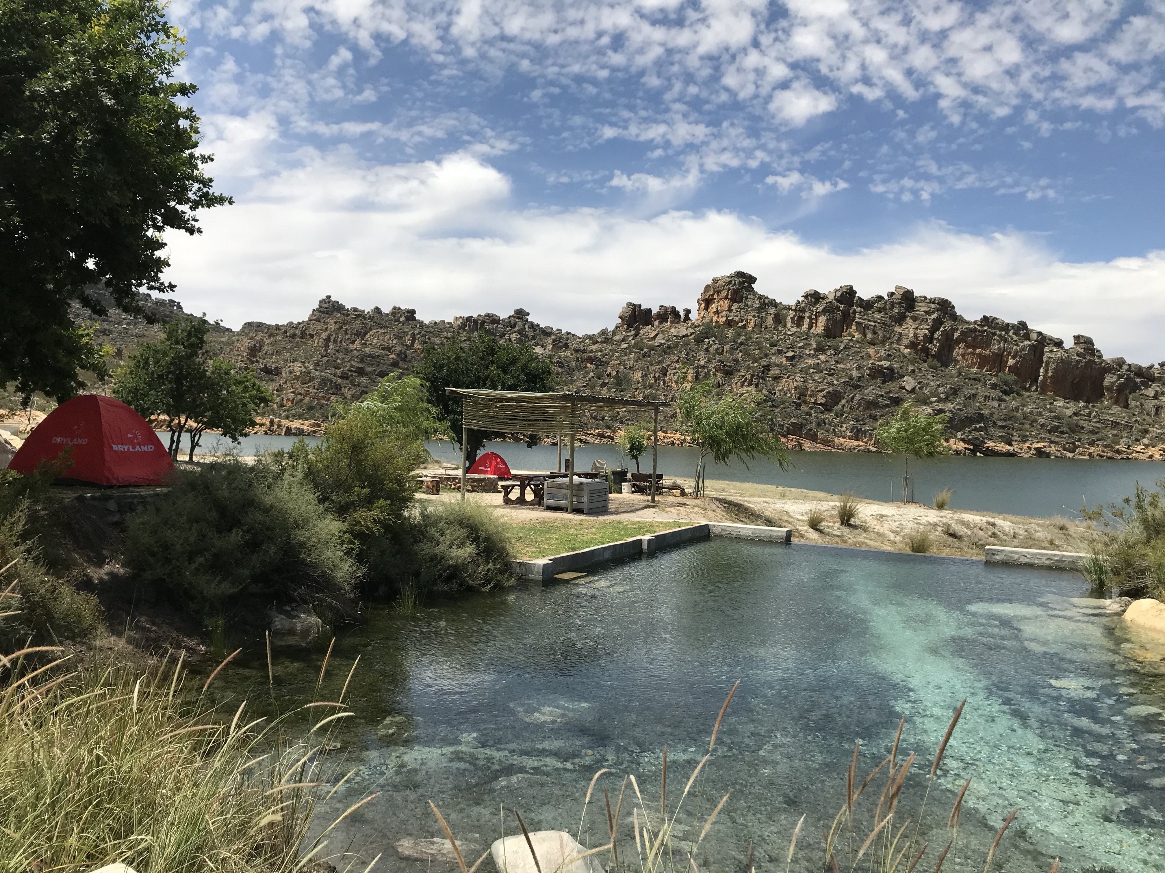 Houdenbek dam campsite and mountains