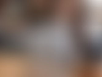 Marketing Ccultant at computer