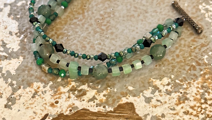 Atlantis-Bottle Wrist