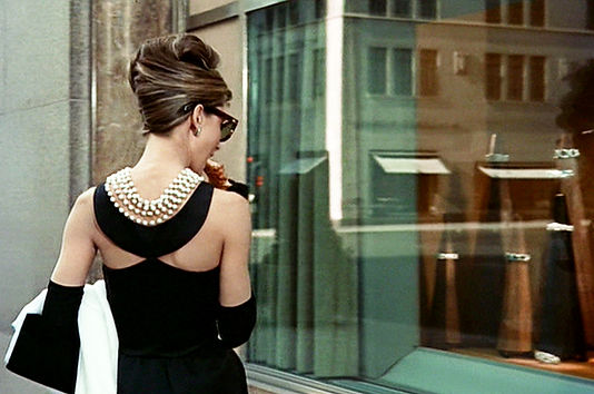 Audrey-Hepburns-style-in-Breakfast-at-Ti