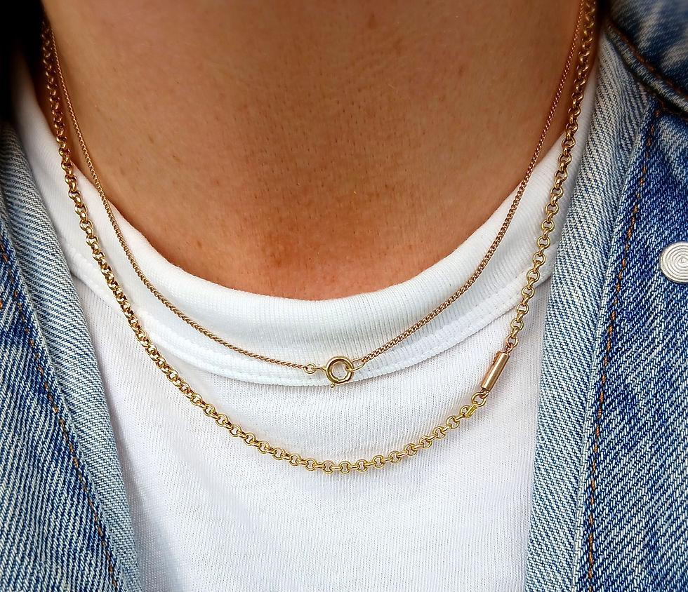 Thumbnail: Vintage 9ct Gold Curb Chain with oversized Bolt Clasp