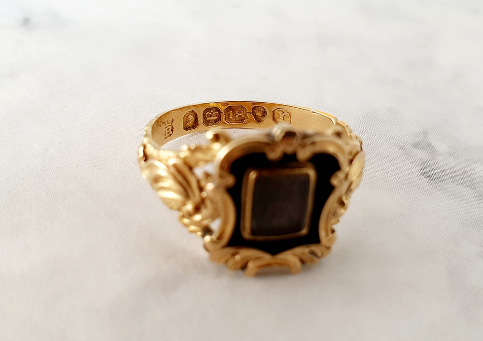 Thumbnail: Georgian 1792 18ct Gold & Enamel Mourning Ring 