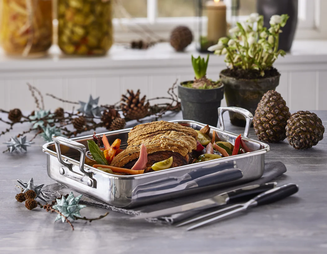 SCANPAN Impact Roasting Pan with Rack 43cm x 28cm NeutraKitchen