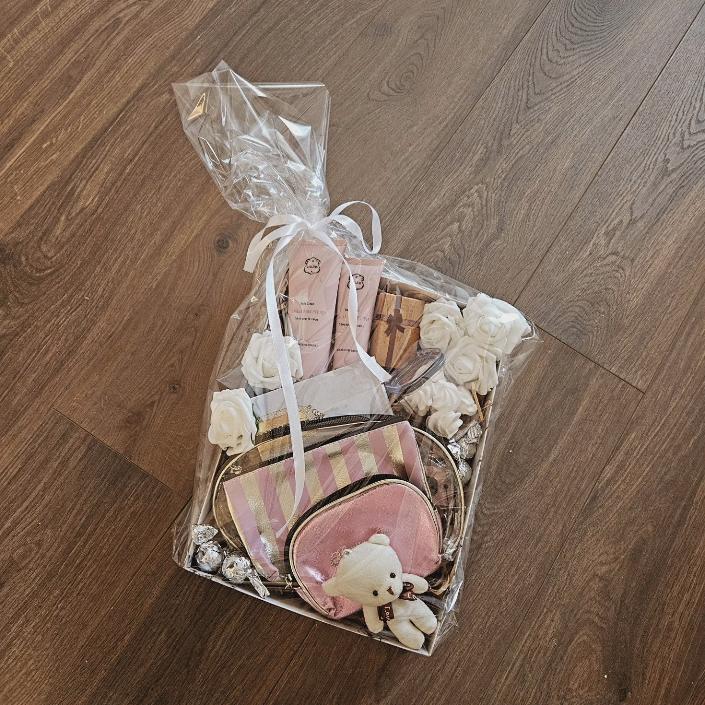 מארז מלא במתנות 🎀