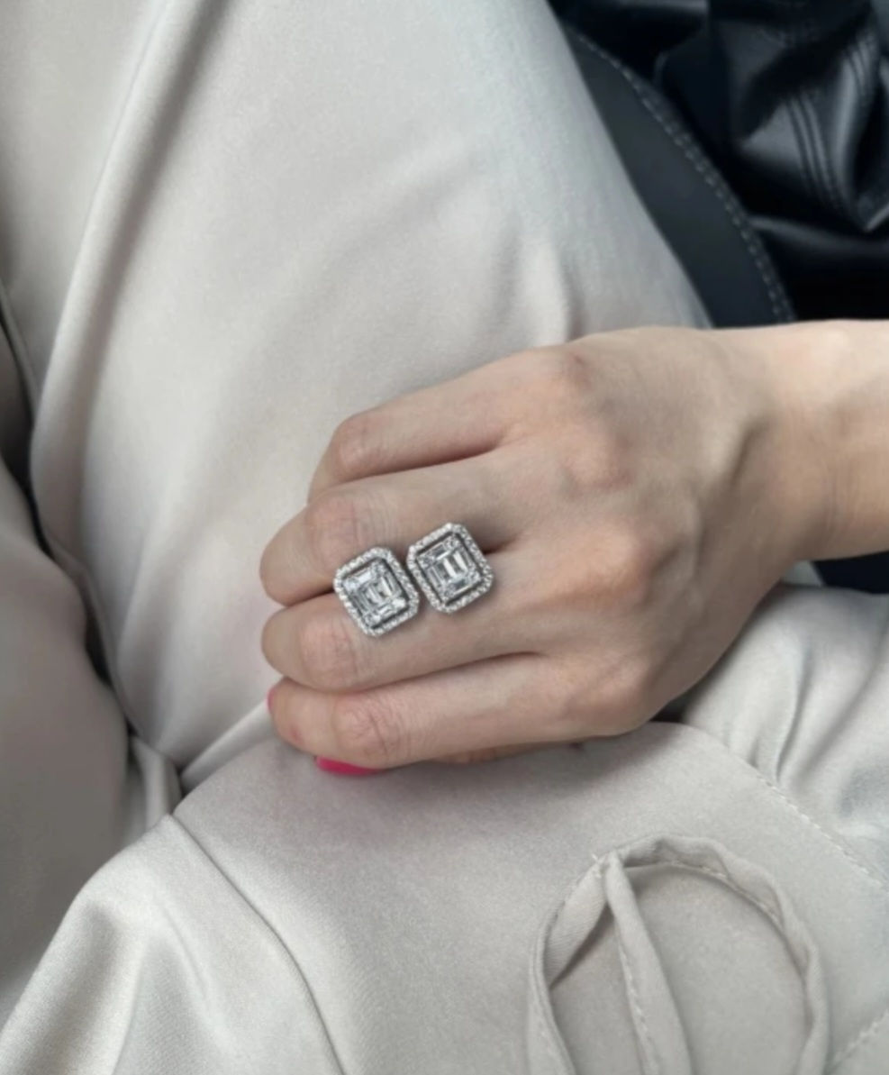 עגילים אבן מרובעת