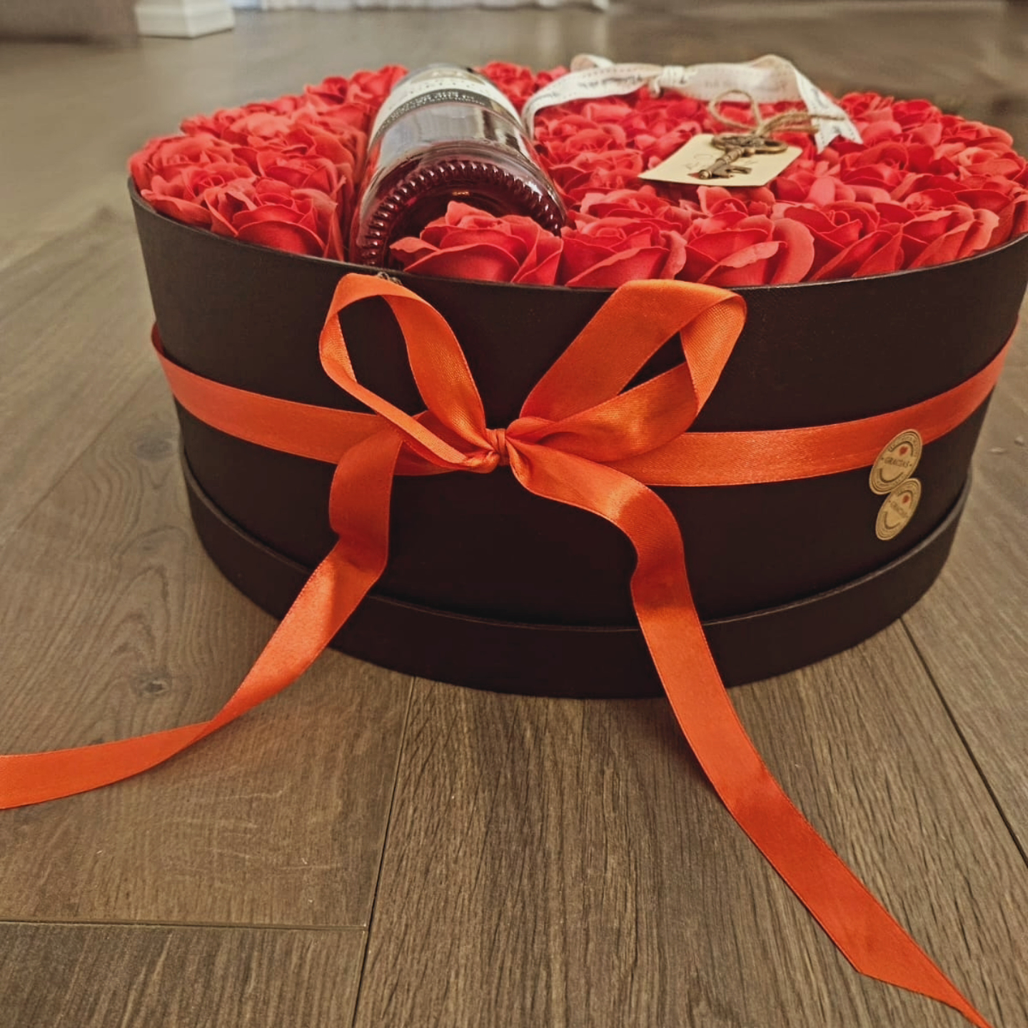 סידור פרחים ענק 