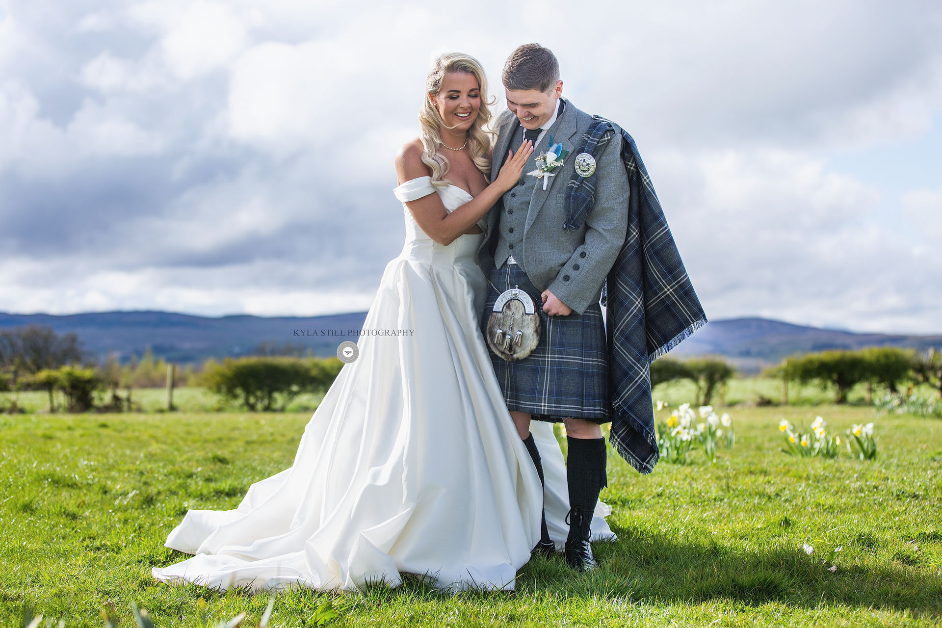 photographer wedding at bowfield hotel. Scottish weddings