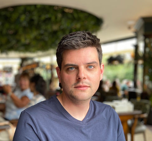 Headshot_Colour.jpg