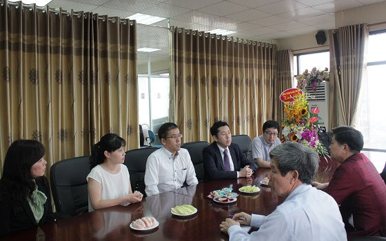 Quang cảnh buổi tiếp