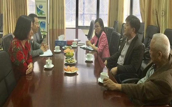Quang cảnh buổi làm việc