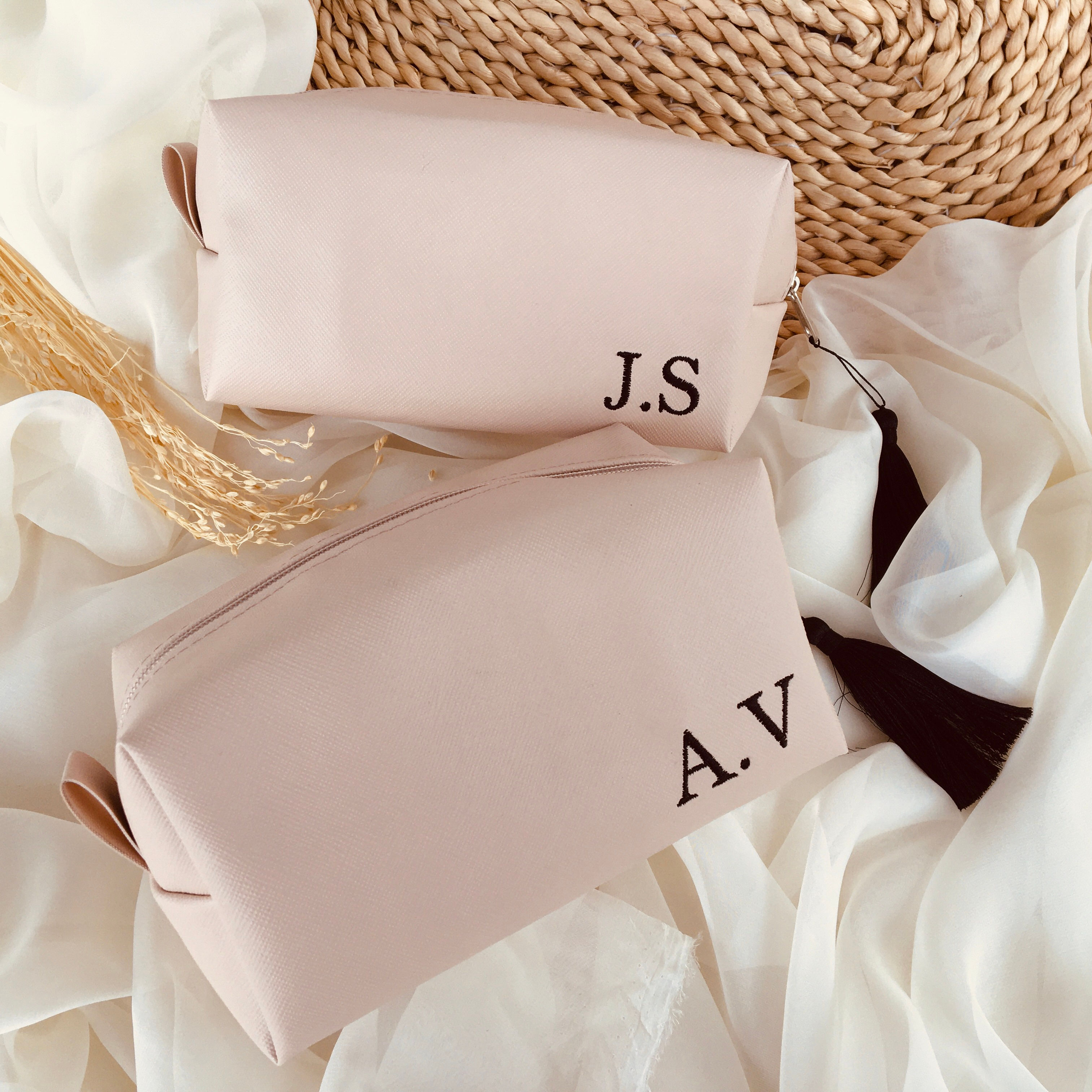 Necessaire Personalizada, Madrinha, Mãe da Noiva,Mãe do Noivo, Noiva.