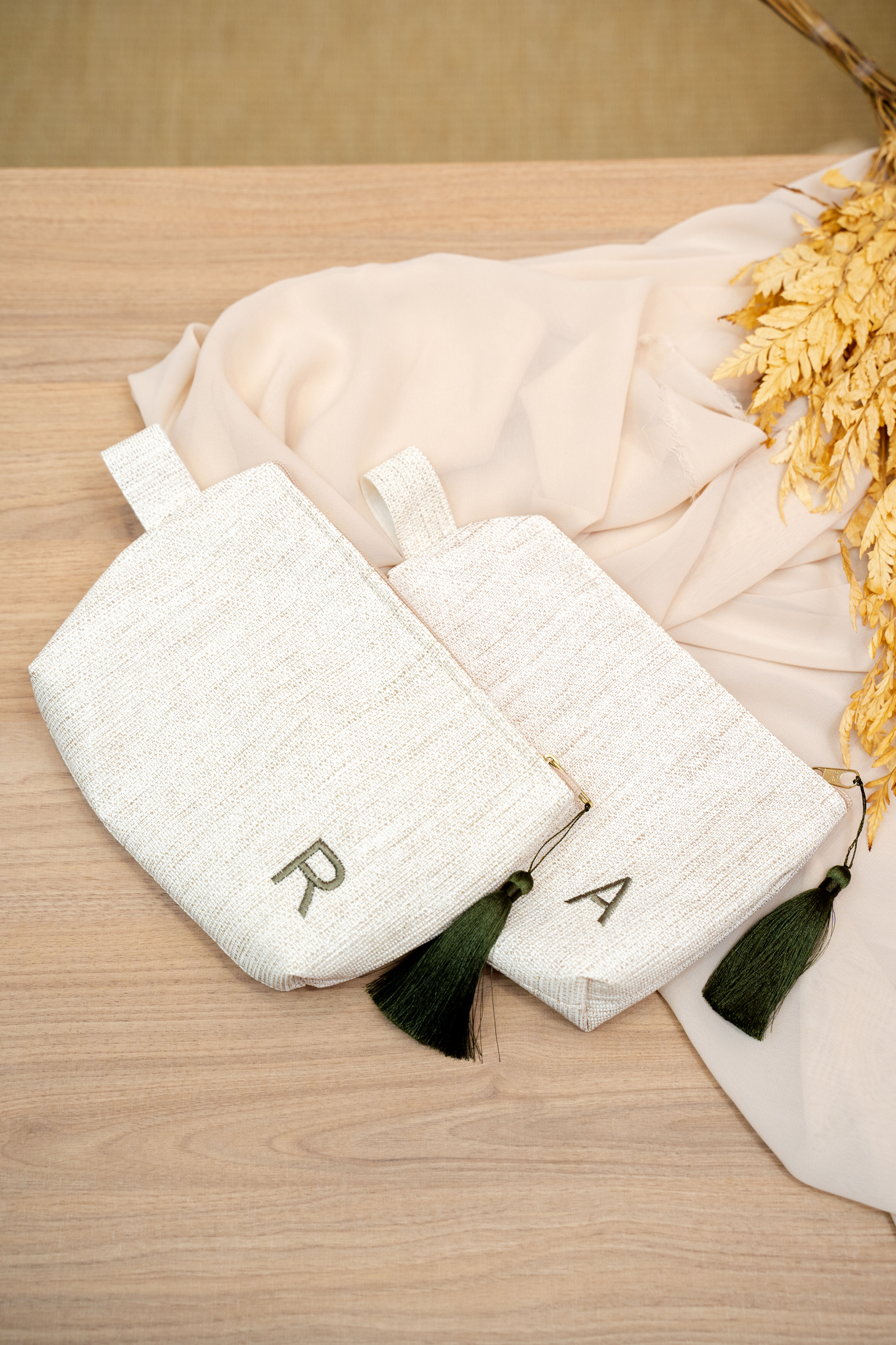 Necessaire Slim M - Madrinha, Mãe da Noiva, Mãe do Noivo, N