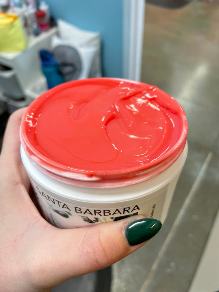 Thumbnail: coral color bomb