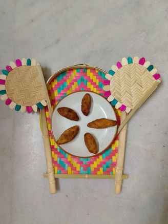 রাঙালু দিয়ে বানানো এই মিষ্টি খেলে প্রশংসার ঝড় বইবে গোটা বাড়ি জুড়ে! রেসিপি দিলেন কেয়া দত্ত গুহ।