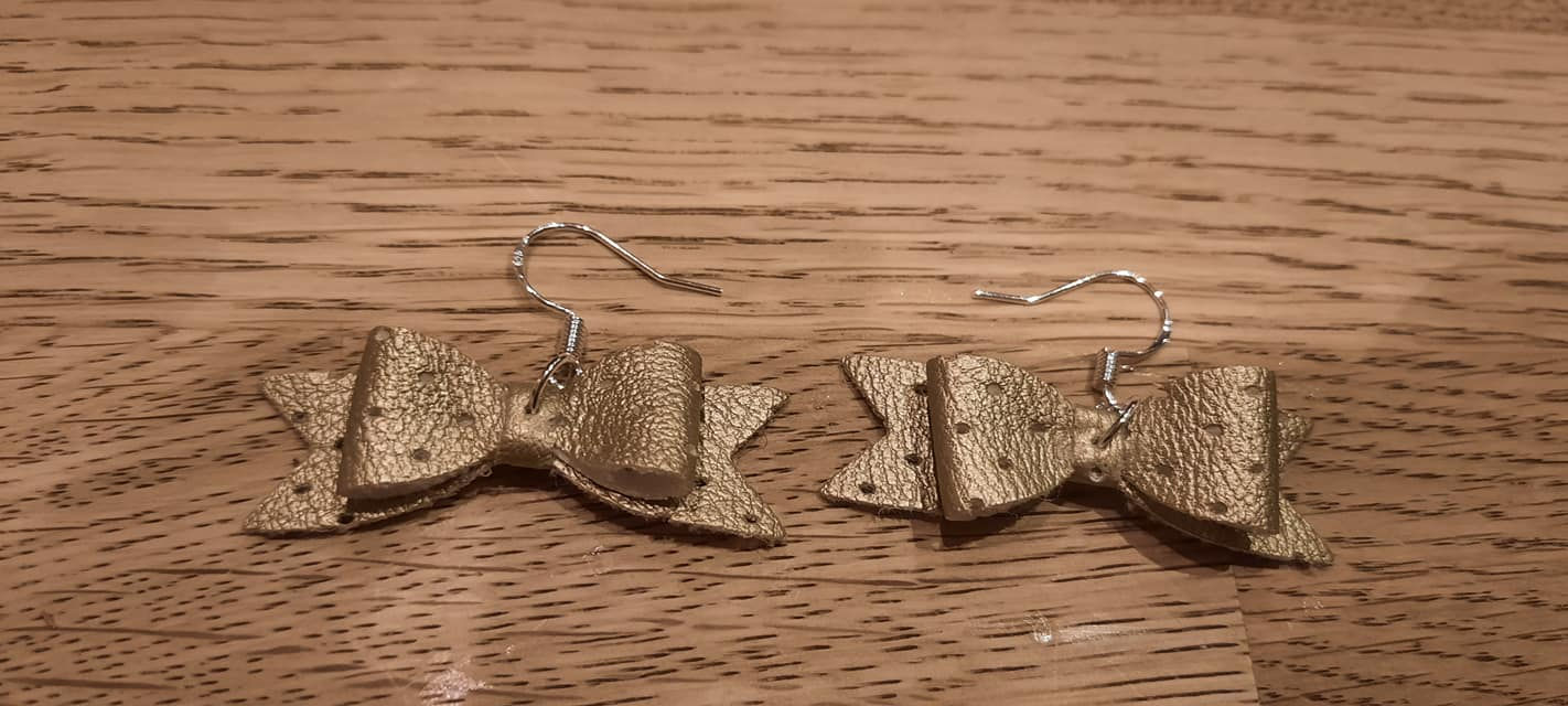 Boucles d'oreilles en simili cuir