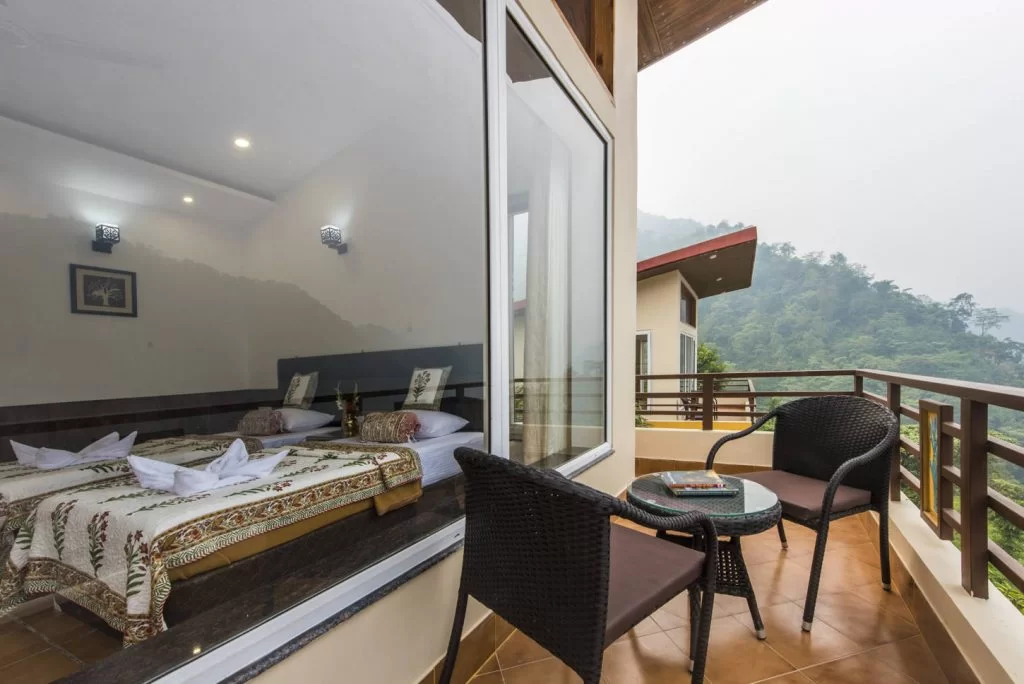 Veda5-Luxury-Hotel-Room-in-Himalayas-Ayurveda-Yoga-Retreat-Rishikesh-India-International-1