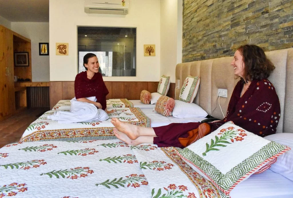Veda5-Accommodation-Luxury-Ayurveda-Panchakarma-Yoga-Wellness-Retreat-for-Healing-and-Cure