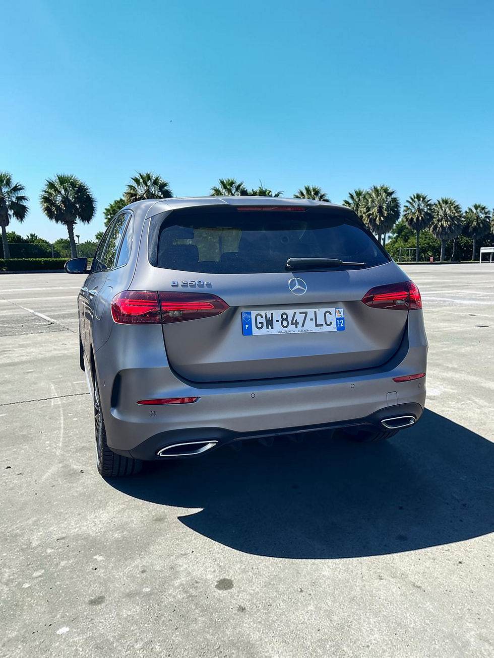 Miniature : Classe B 250 e Hybrid EQ 8G-DCT AMG Line