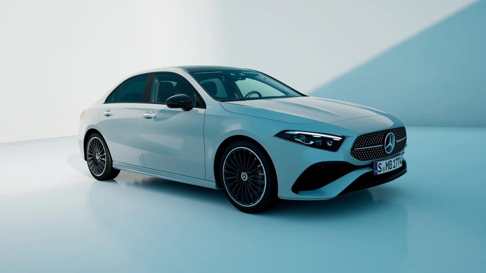 Classe A berline | Véhicule Premium | Mercedes-Benz Socaumar