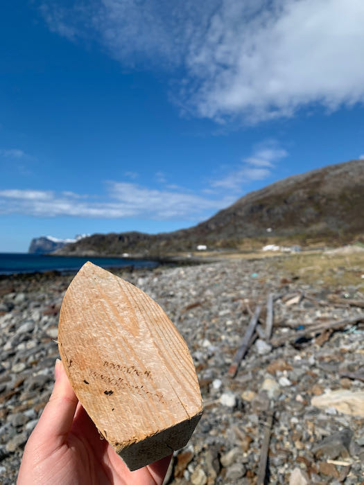 Found wooden boat in Sør-Rekvik, Arnøya, Nord-Norge