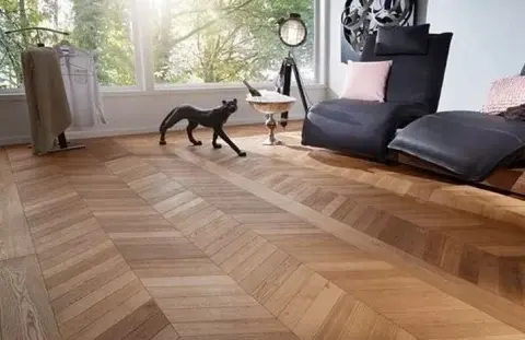 Tölgy Trio rétegelt padló - Chevron 60° 740x90x13.5 mm