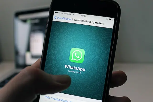 Smartphone con Whatsapp