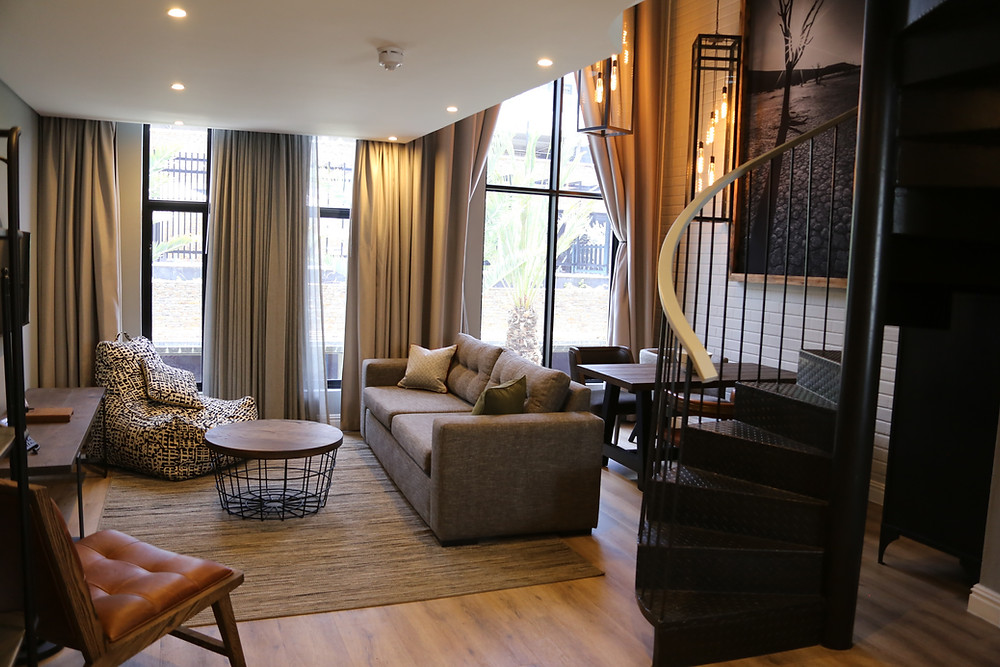 luxury-hotel-namibia.jpg