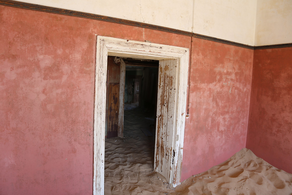 kolmanskop.jpg