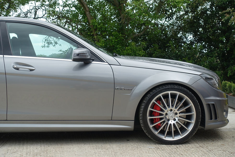 Mercedes-Benz C Class 2010
6.3 C63 V8 AMG G-Tronic Euro 5 4dr