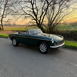 1975 MG B Roadster 