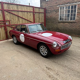 1975 MG B GT