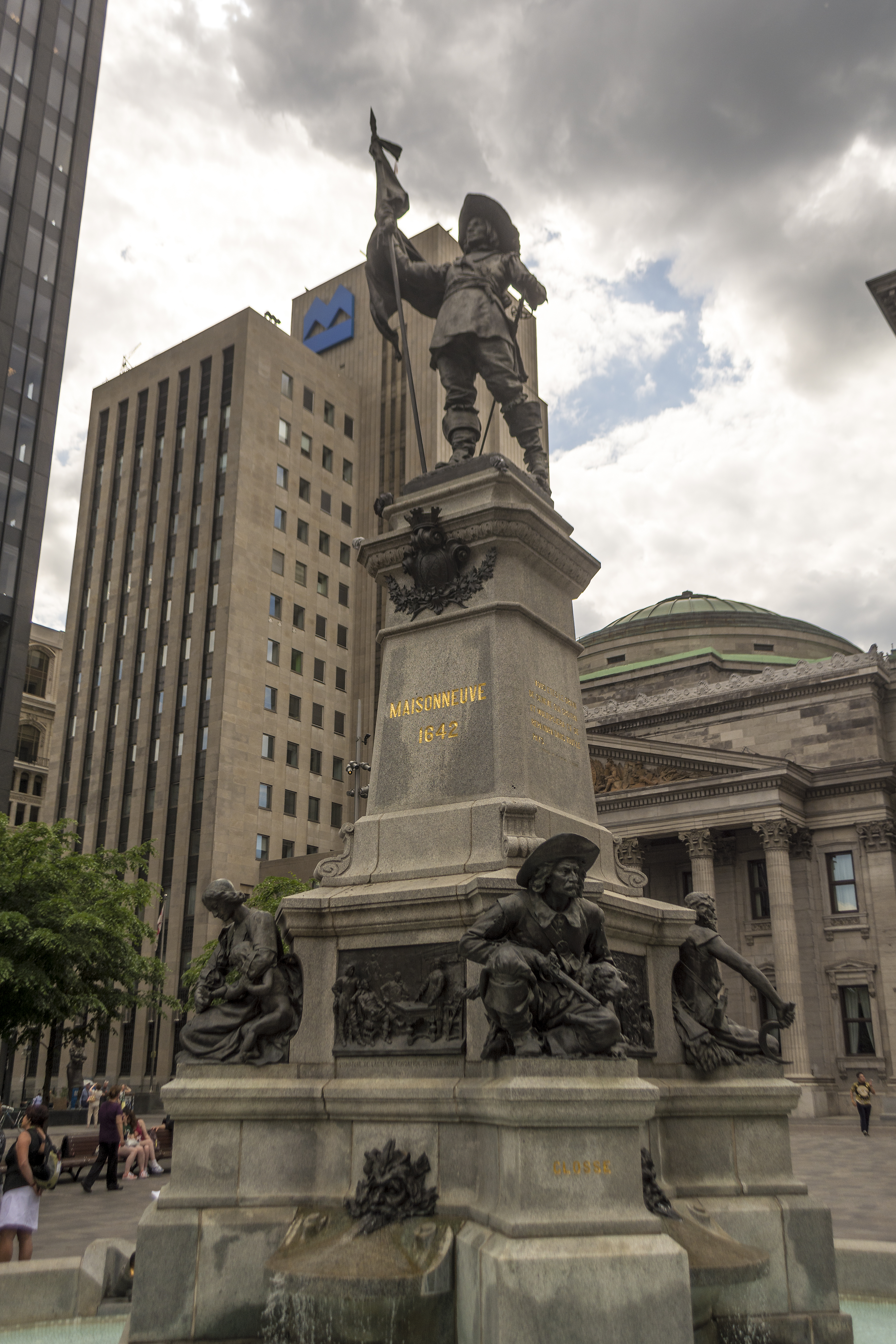 OLD MONTREAL ON THE FIRST WEEKEND OF JUNE14